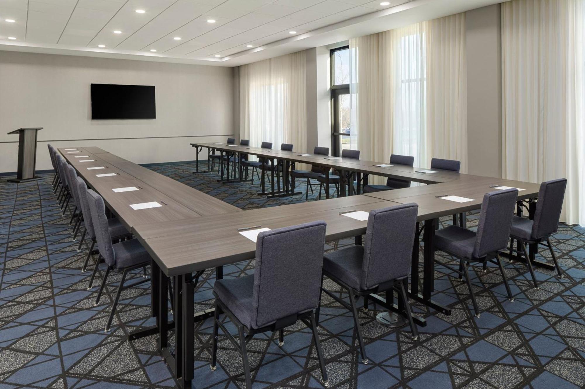 Courtyard By Marriott Bettendorf Luaran gambar